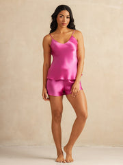 Women's pink mulberry silk spaghetti strap camisole and shorts set.