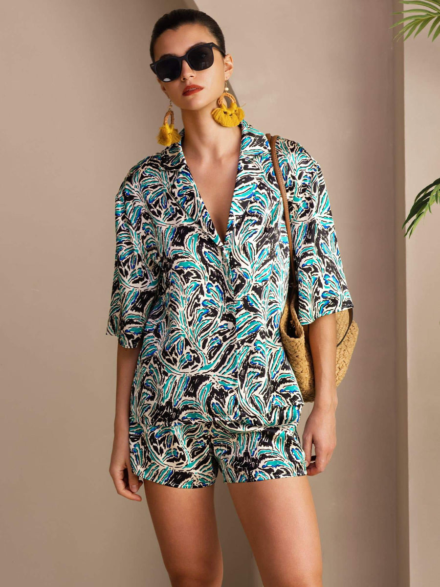 Women's teal botanical print mulberry silk short sleeve button-up pajamas set, size S(6).