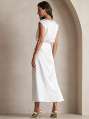 White 19Momme mulberry silk A-line maxi skirt with zipper design, paired with a matching silk top.