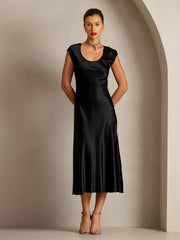 Black 19Momme mulberry silk cap sleeve round neck midi dress.