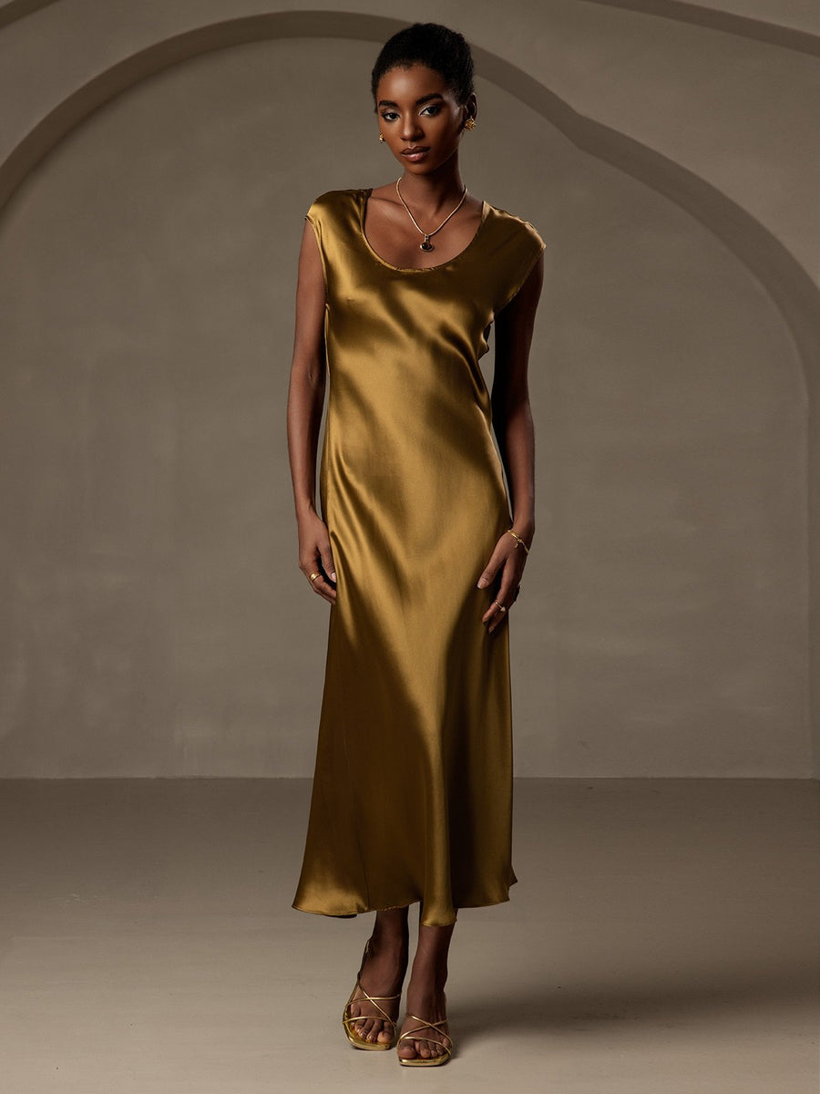 Brown 19Momme mulberry silk cap sleeve round neck midi dress.