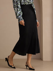 Black 19Momme mulberry silk high waist elegant maxi skirt with a flowing silhouette.