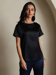 Black 19Momme mulberry silk short sleeve boat neck women's T-shirt.