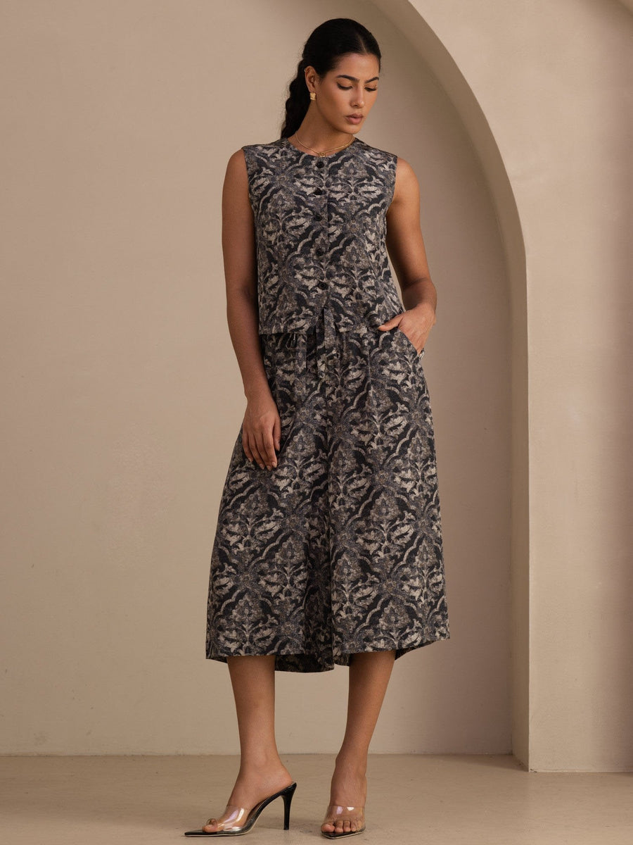 26Momme 100% Mulberry Silk Women's Printed Sleeveless Vest Top & Culottes Pants Set