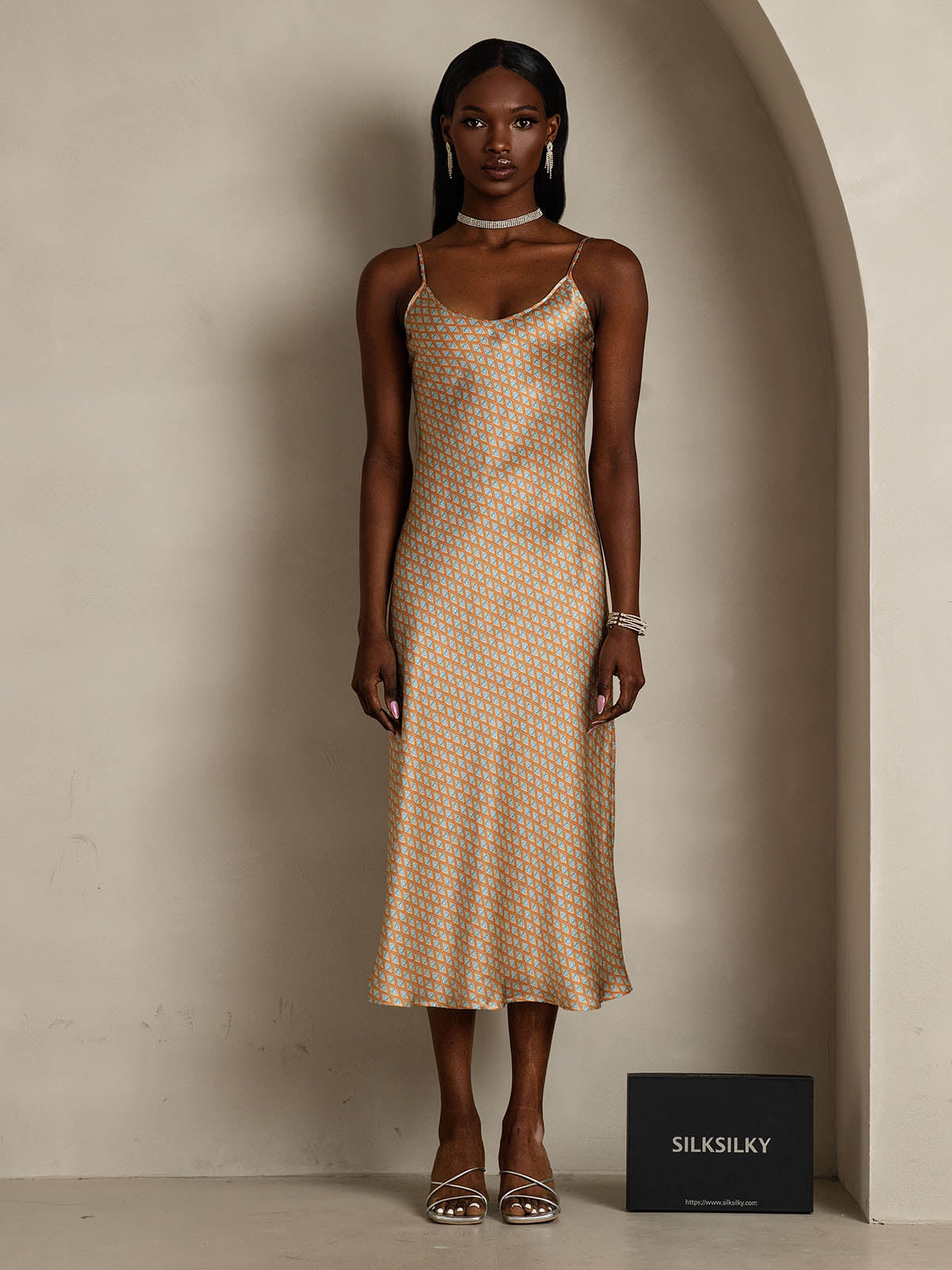 Pure Silk Geometric Print Spaghetti Strap V Neck Midi Dress