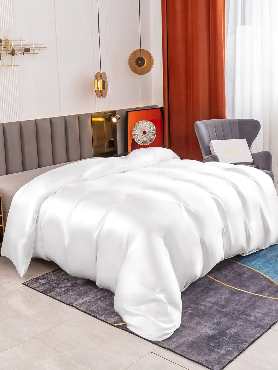 19Momme Mulberry Silk Seamless Duvet Cover — view 6
